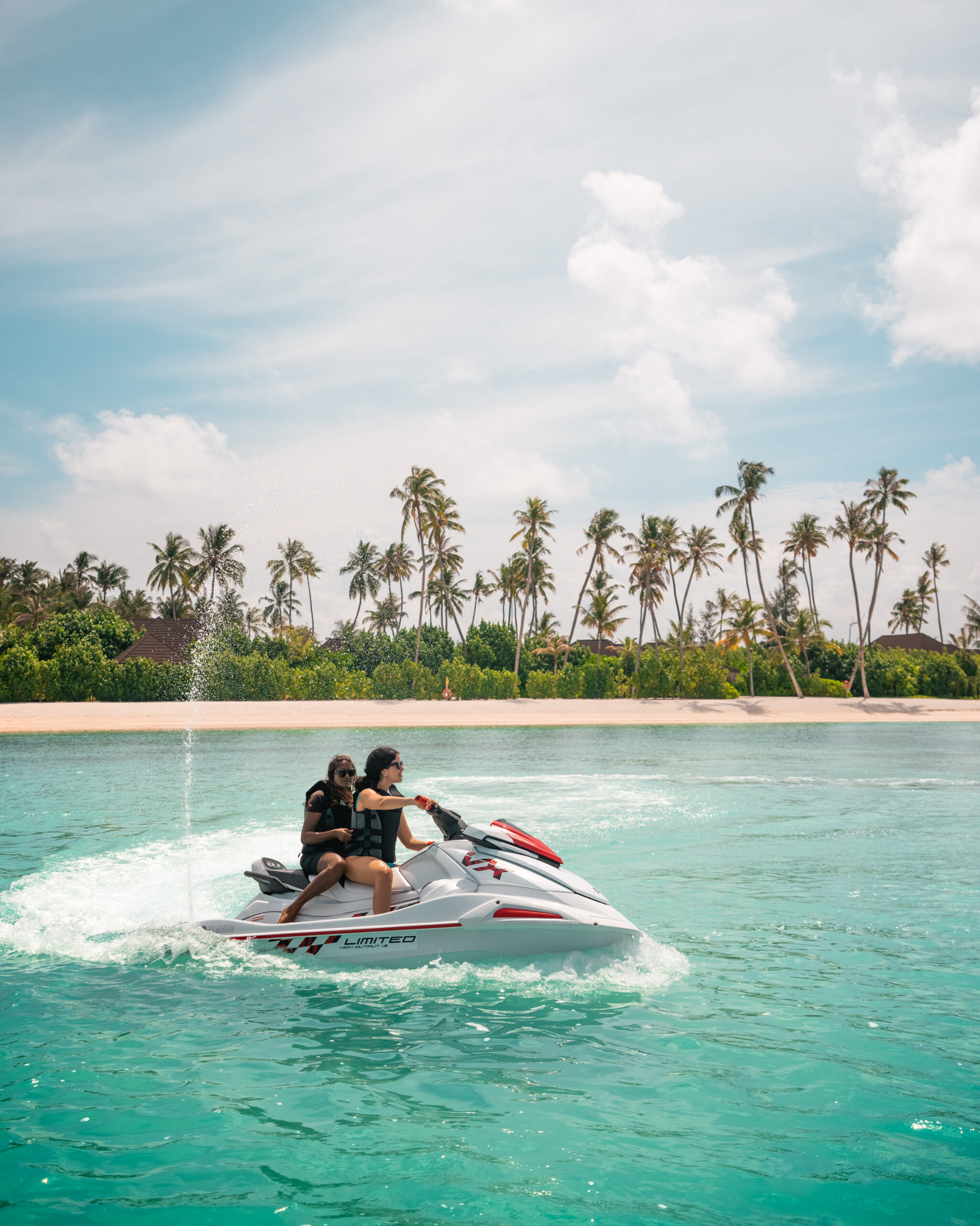 Maldives jet ski watersports experience